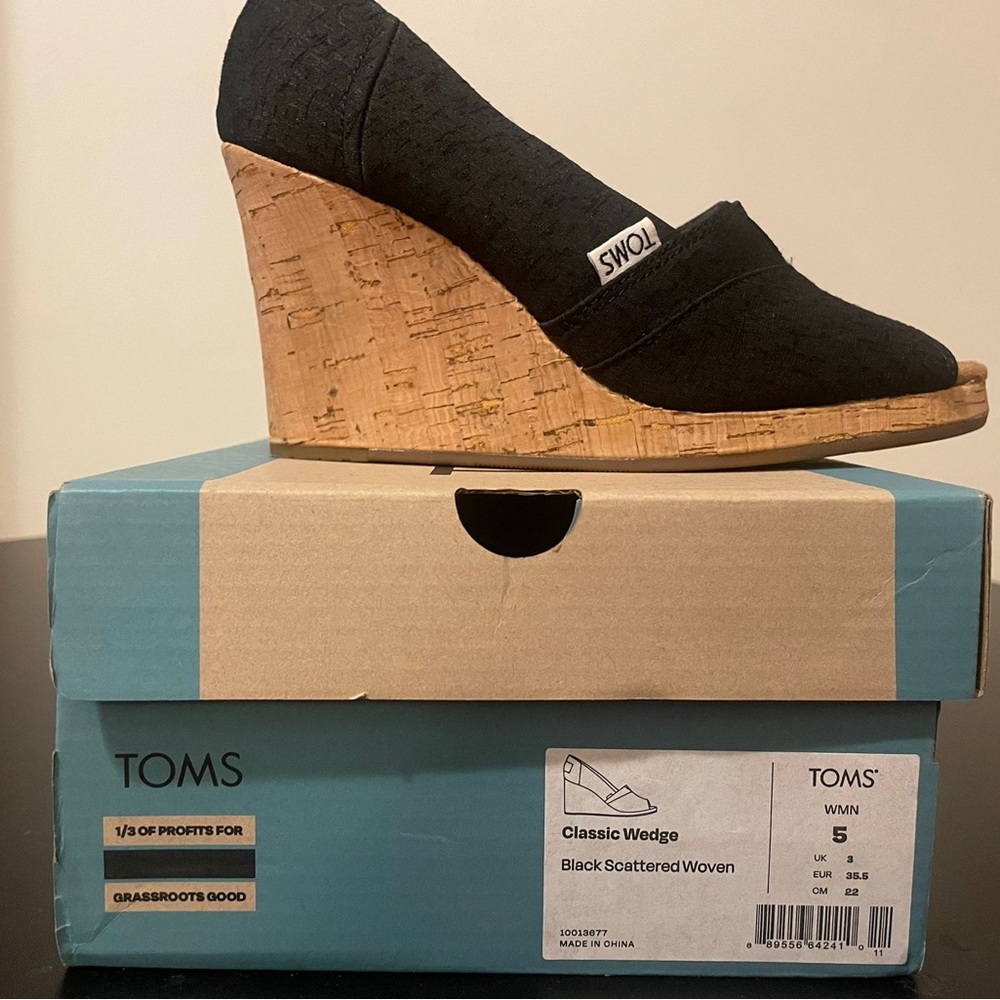 TOMS Women's Black Wedge Shoes